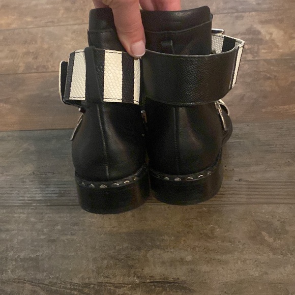 Summer European boots with cut out design - Picture 6 of 8